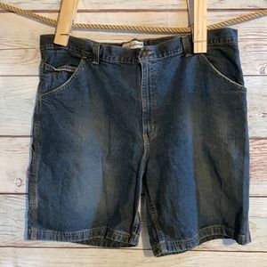 Mens 44 Carpenter Jeans. In excellent condition.
